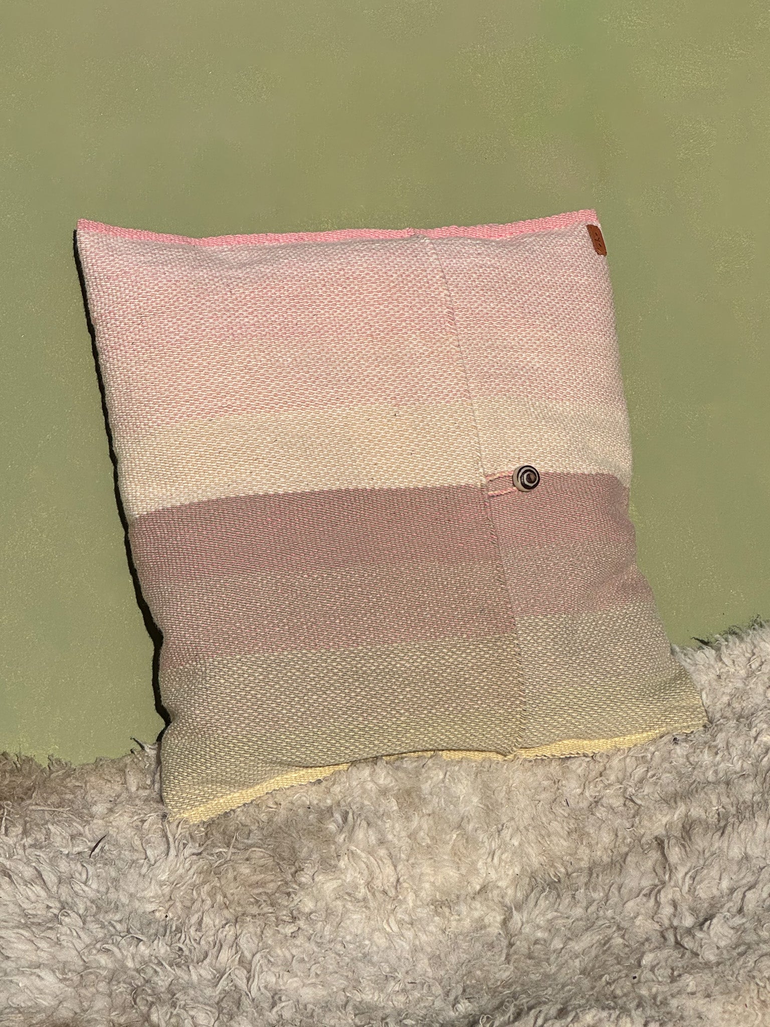 UMA PILLOW · rose #001