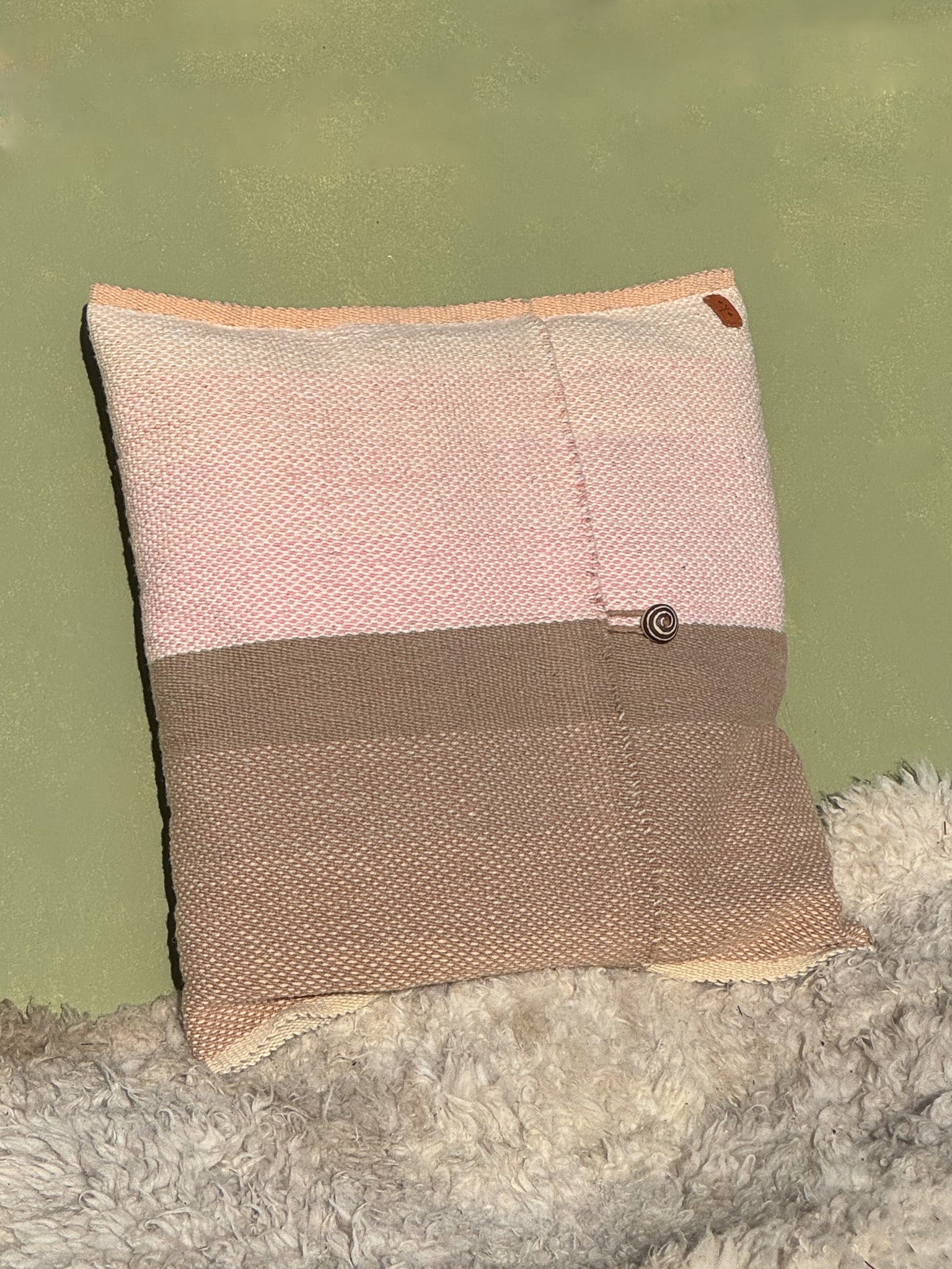 UMA PILLOW · rose #003