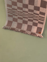 YAPUY RUNNER RUG · walnut